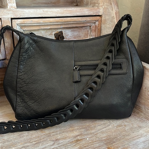 Bechamel Handbags - 🖤Vintage Bechamel black soft leather bag adorable strap